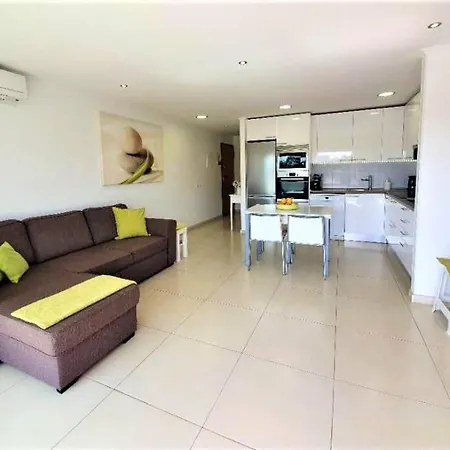 Oura Parque Apartment