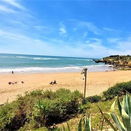 Apartment Oura Parque